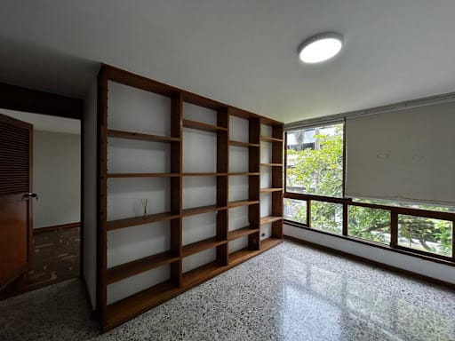 Apartamento de 3 alcobas en venta en Patio Bonito, Medellín, 135 m² · foto 9 de 19