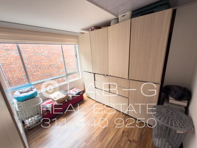 Apartamento de 3 alcobas en venta en Quinta Paredes, Bogotá, 74 m² · foto 11 de 24