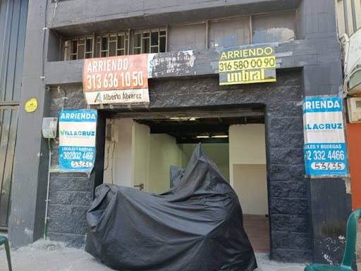 Local en arriendo en Caribe, Medellín, 60 m² · foto 2 de 13