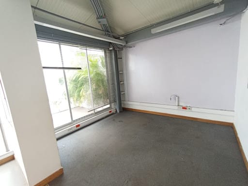 Oficina en arriendo en Conquistadores, Medellín, 2000 m² · foto 4 de 21