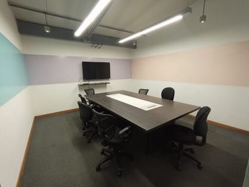 Oficina en arriendo en Conquistadores, Medellín, 2000 m² · foto 9 de 21