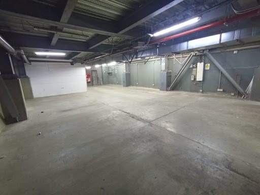 Oficina en arriendo en Conquistadores, Medellín, 2000 m² · foto 19 de 21