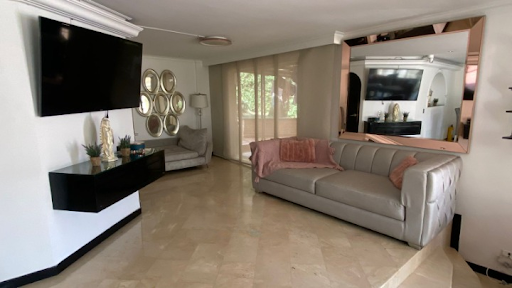 Casa de 5 alcobas en venta en Las Palmas, Medellín, 554 m² · foto 5 de 24