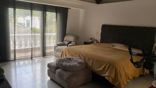 Casa de 5 alcobas en venta en Las Palmas, Medellín, 554 m² · foto 15 de 24