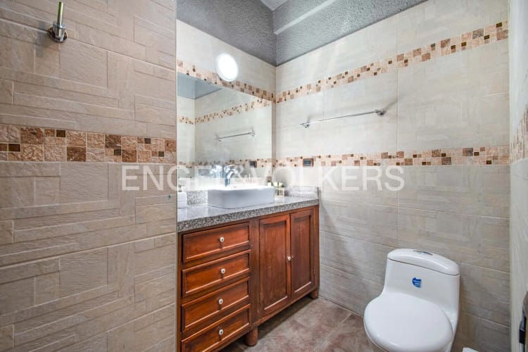 Apartamento de 3 alcobas en venta en Los Rosales, Bogotá, 280 m² · foto 11 de 18