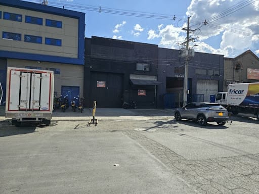 Bodega en arriendo en El Chagualo, Medellín, 500 m² · foto 2 de 17