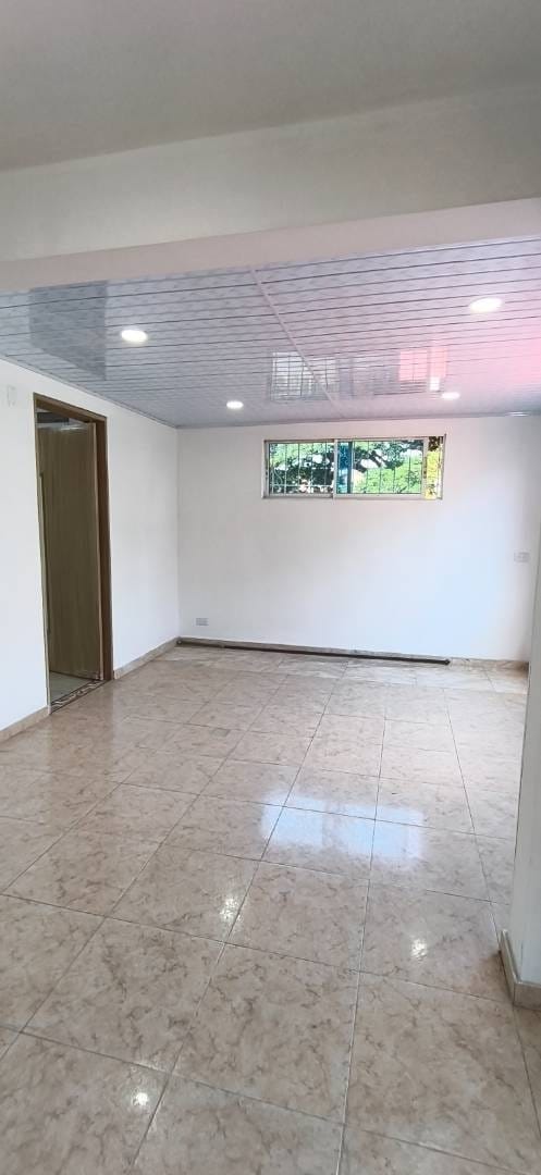 Local en arriendo en Caney, Cali, 50 m² · foto 9 de 13
