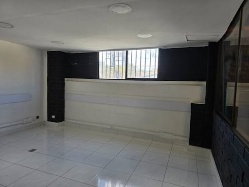 Bodega en arriendo en El Chagualo, Medellín, 500 m² · foto 15 de 17