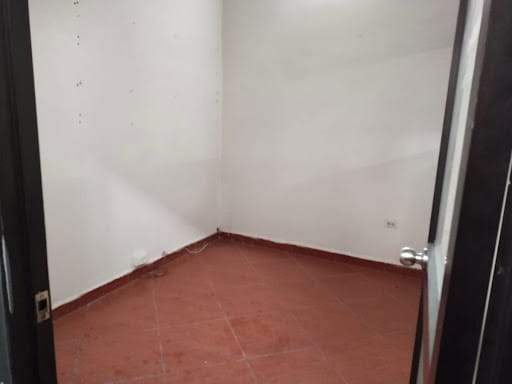 Bodega en venta en Rosales, Medellín, 720 m² · foto 14 de 18