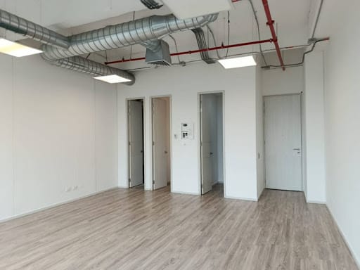 Oficina en arriendo en Milla De Oro, Medellín, 42 m² · foto 4 de 7