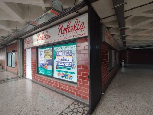 Consultorio en arriendo en Caribe, Medellín, 26 m² · foto 2 de 10