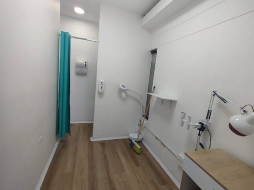 Consultorio en arriendo en Caribe, Medellín, 26 m² · foto 3 de 10
