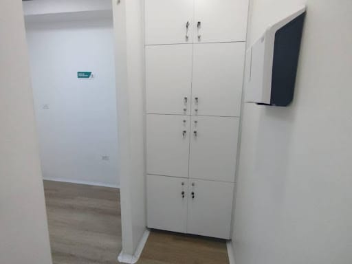 Consultorio en arriendo en Caribe, Medellín, 26 m² · foto 7 de 10