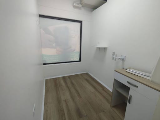 Consultorio en arriendo en Caribe, Medellín, 26 m² · foto 9 de 10