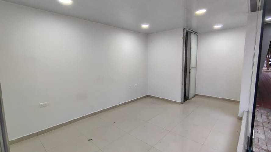 Local en arriendo en Quinta Oriental, Cúcuta, 16 m² · foto 2 de 7