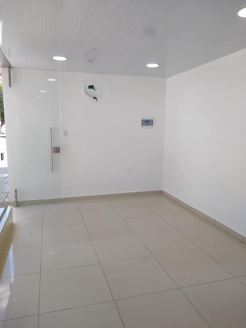 Local en arriendo en Quinta Oriental, Cúcuta, 16 m² · foto 3 de 7