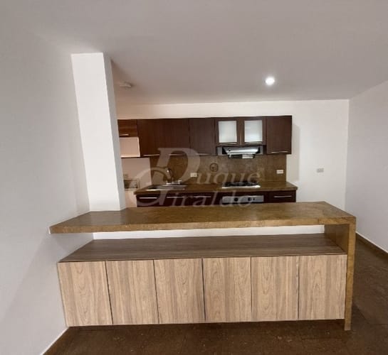 Apartamento de 2 alcobas en arriendo en Loma Del Escobero, Envigado, 85 m² · foto 6 de 14