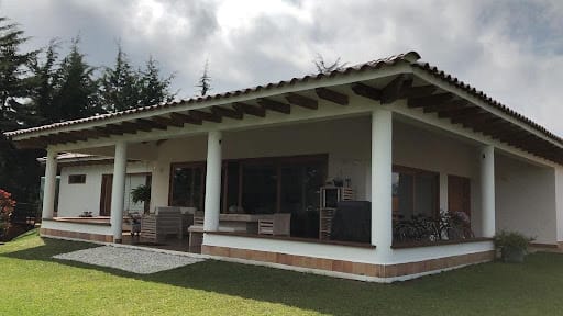 Casa de 3 alcobas en venta en San Nicolas, La Ceja, 330 m² · foto 14 de 20