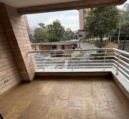 Apartamento de 2 alcobas en arriendo en Loma Del Escobero, Envigado, 85 m² · foto 7 de 14
