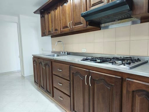 Apartamento de 3 alcobas en arriendo en Zuñiga, Medellín, 120 m² · foto 2 de 16