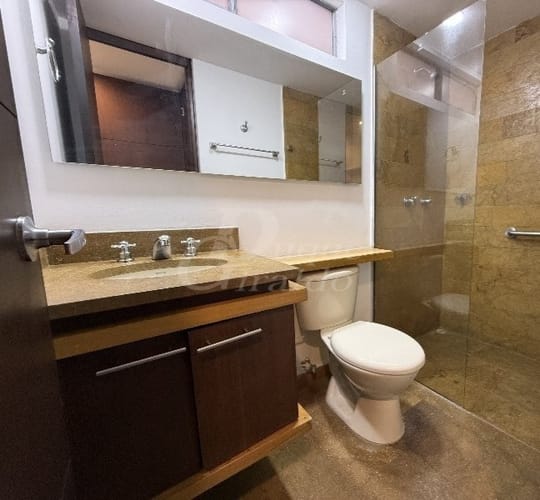 Apartamento de 2 alcobas en arriendo en Loma Del Escobero, Envigado, 85 m² · foto 10 de 14
