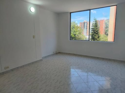 Apartamento de 3 alcobas en arriendo en Zuñiga, Medellín, 120 m² · foto 7 de 16