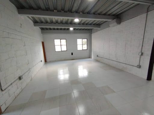 Bodega en arriendo en El Tablazo, Rionegro, 1040 m² · foto 6 de 24