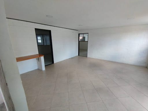 Bodega en arriendo en El Tablazo, Rionegro, 1040 m² · foto 10 de 24
