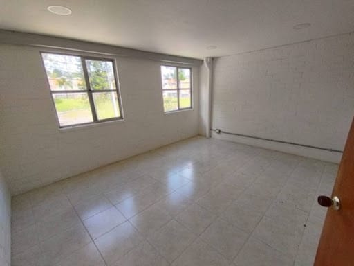 Bodega en arriendo en El Tablazo, Rionegro, 1040 m² · foto 14 de 24