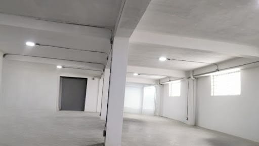 Bodega en venta en Perpetuo Socorro, Medellín, 2600 m² · foto 4 de 8