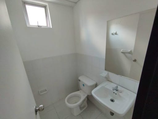 Bodega en arriendo en El Tablazo, Rionegro, 1040 m² · foto 20 de 24
