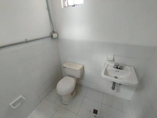 Bodega en arriendo en El Tablazo, Rionegro, 1040 m² · foto 21 de 24