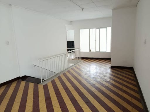 Casa de 15 alcobas en arriendo en Prado, Medellín, 550 m² · foto 4 de 21