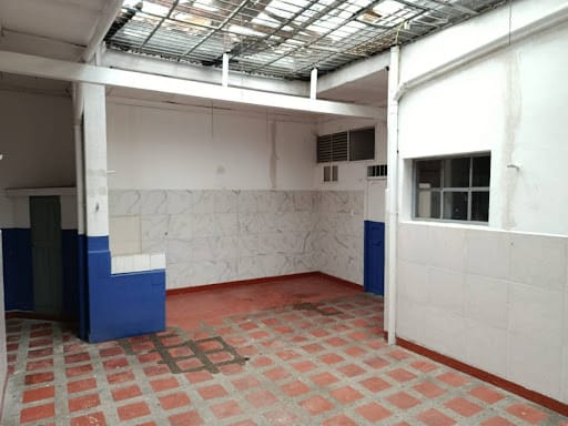 Casa de 15 alcobas en arriendo en Prado, Medellín, 550 m² · foto 9 de 21