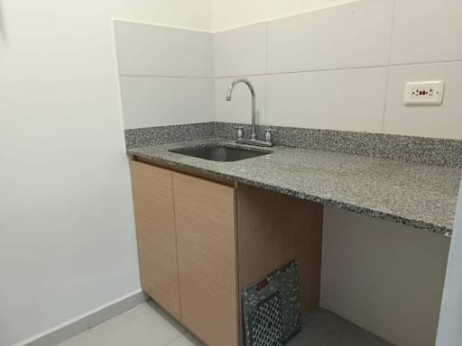 Oficina en arriendo en Manila, Medellín, 48 m² · foto 8 de 12