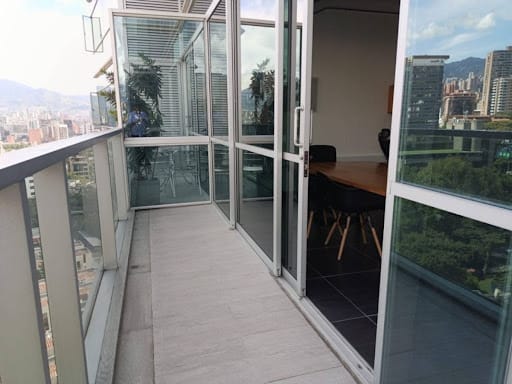 Oficina en arriendo en Manila, Medellín, 48 m² · foto 11 de 12