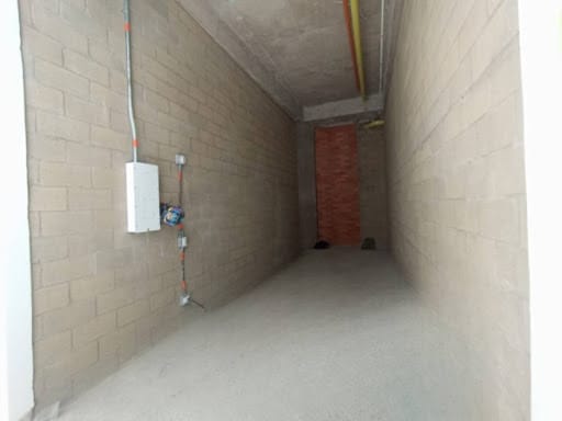Local en arriendo en Santa Lucía, Medellín, 24 m² · foto 5 de 5