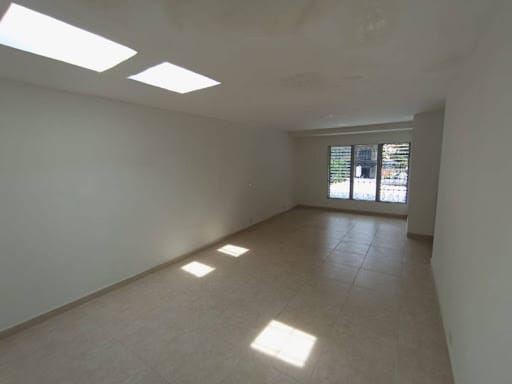 Oficina en arriendo en Belén, Medellín, 45 m² · foto 2 de 7