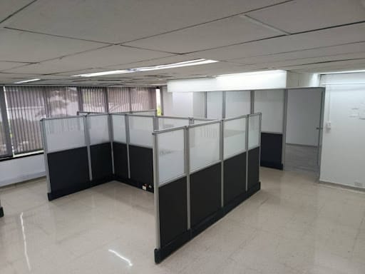 Oficina en arriendo en Milla De Oro, Medellín, 138 m² · foto 3 de 14