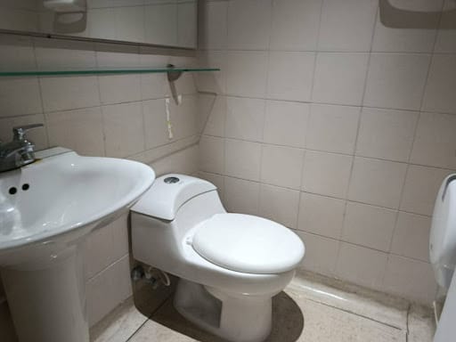 Oficina en arriendo en Milla De Oro, Medellín, 138 m² · foto 13 de 14