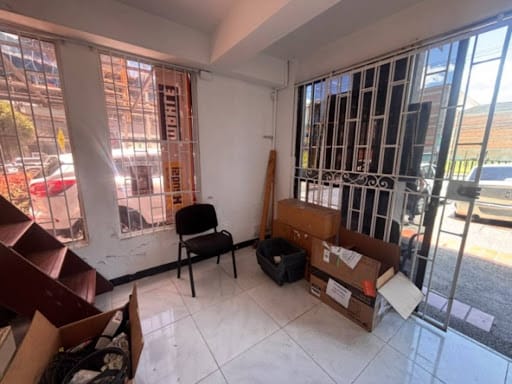 Local en arriendo en Villa Carlota, Medellín, 26 m² · foto 5 de 7