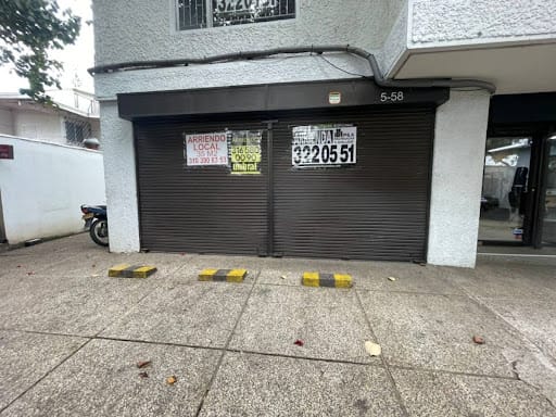Local en arriendo en Patio Bonito, Medellín, 35 m² · foto 2 de 8