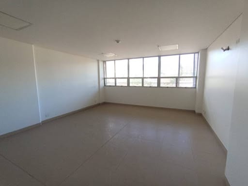 Oficina en arriendo en Cabañitas, Medellín, 41 m² · foto 2 de 7