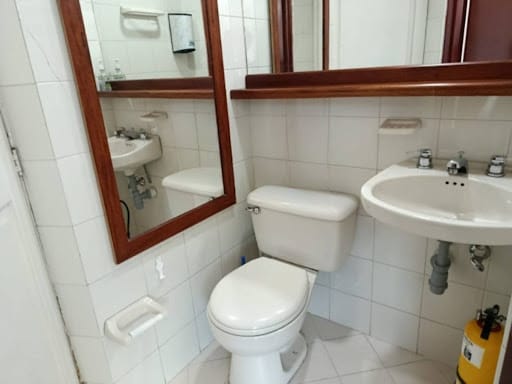 Oficina en arriendo en Patio Bonito, Medellín, 53 m² · foto 9 de 10