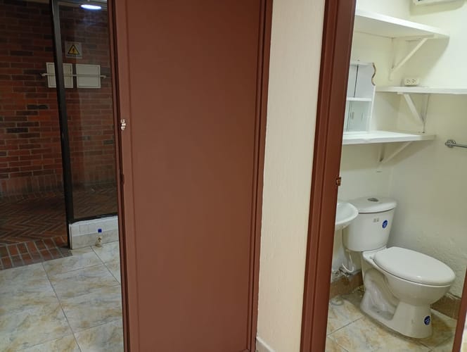 Oficina en arriendo en Astorga, Medellín, 25 m² · foto 7 de 10
