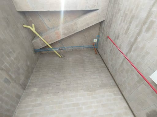 Local en arriendo en Santa Lucía, Medellín, 24 m² · foto 5 de 5