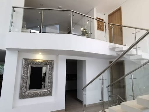 Casa de 4 alcobas en venta en Monteazul, Sabaneta, 696 m² · foto 4 de 15