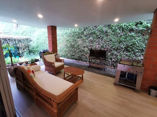 Casa de 4 alcobas en venta en Monteazul, Sabaneta, 696 m² · foto 12 de 15