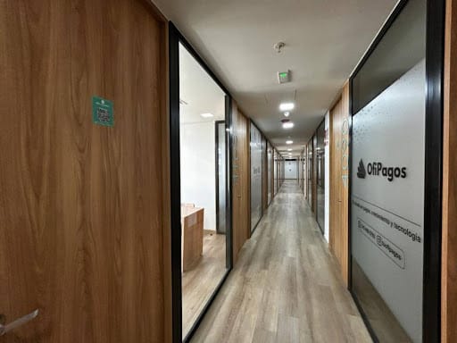 Oficina en venta en Los Colores, Medellín, 8 m² · foto 7 de 10
