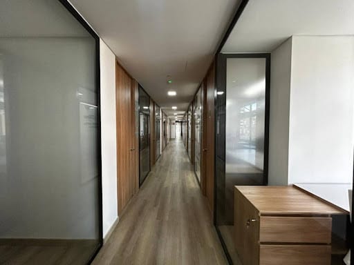 Oficina en venta en Los Colores, Medellín, 8 m² · foto 8 de 10